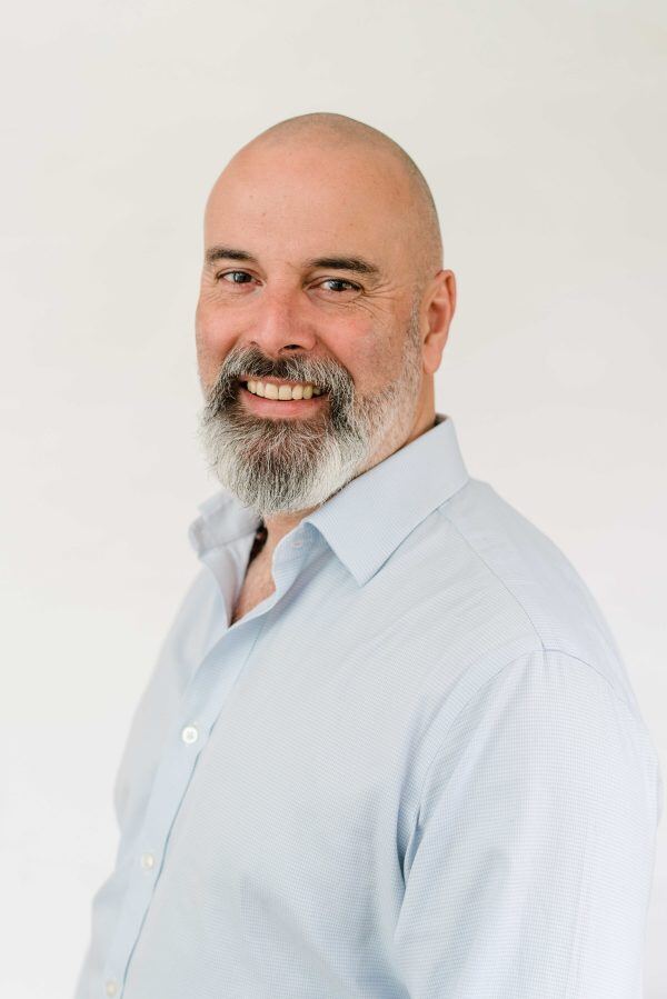Peter Dawson Bio Image