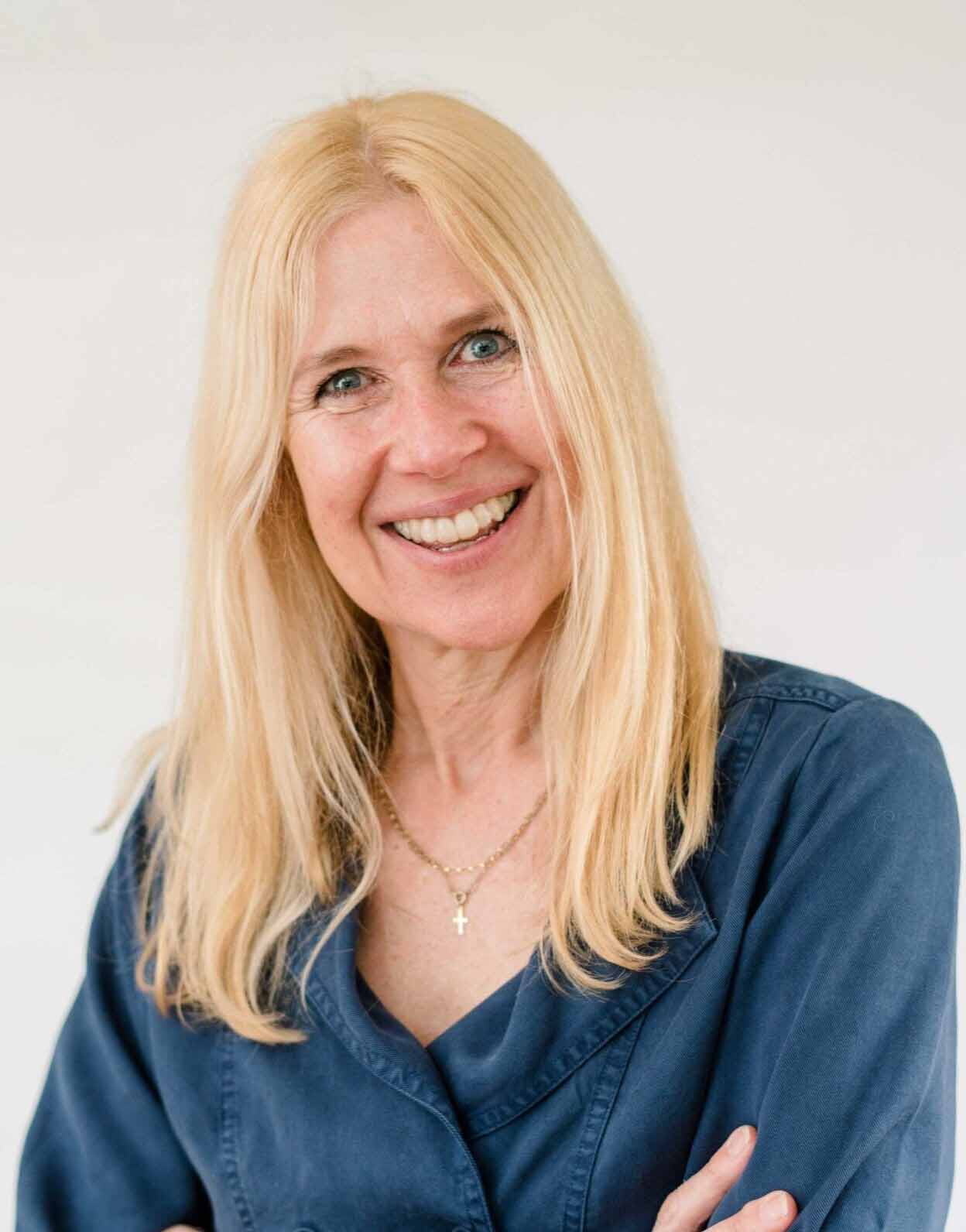 Sarah Watkins Bio Image